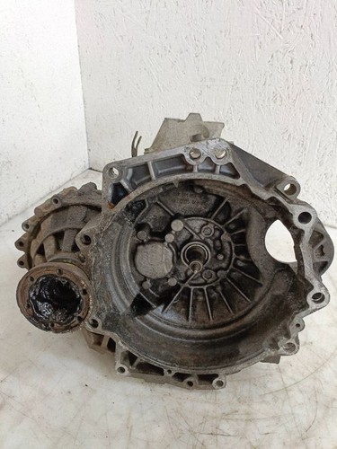 Audi 1999 5 gang - s3, 8l
